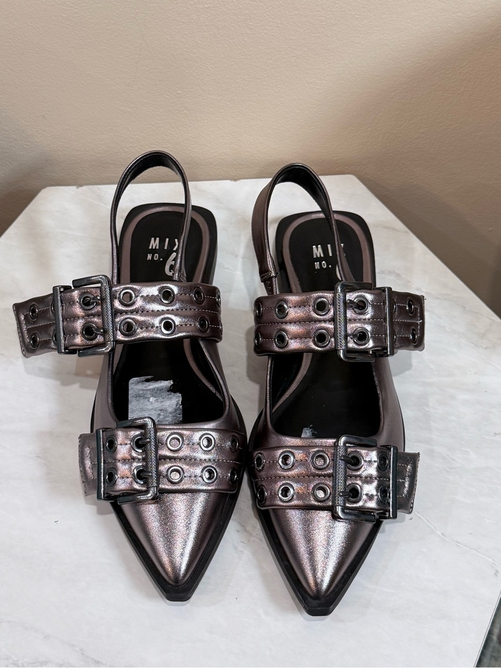 Metallic Pewter Slingback Flats with Buckle Detail - Unknown Brand - Picture 2 of 6